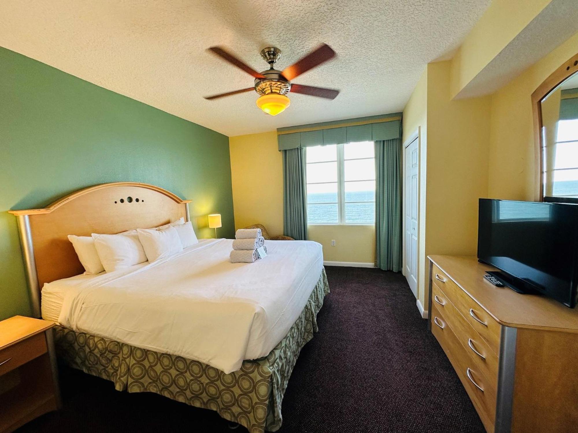 Club Wyndham Ocean Walk Hotel Daytona Beach Room photo