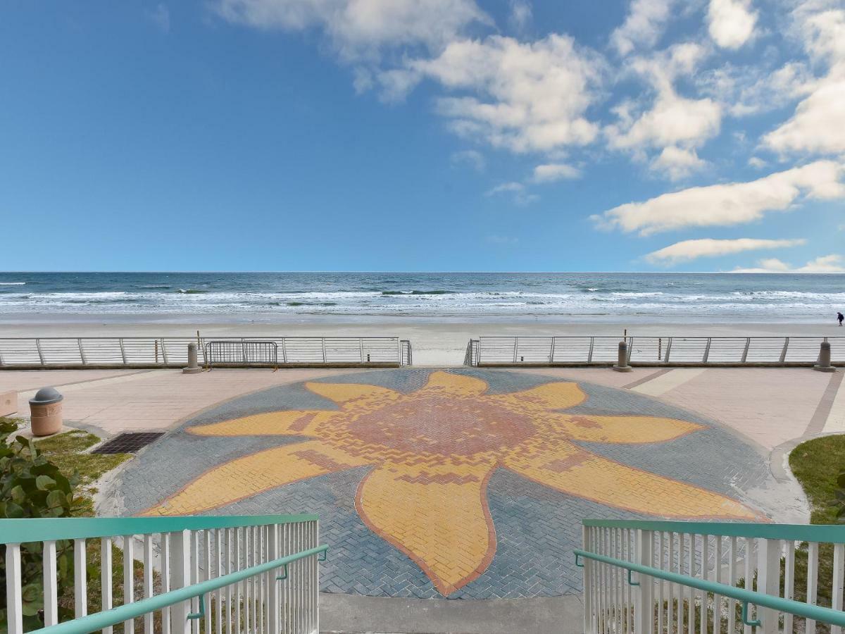 Club Wyndham Ocean Walk Hotel Daytona Beach Exterior photo